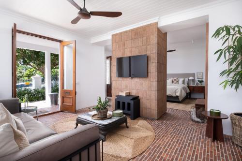 Tamboerskloof Luxury Apartment. — 4-Star Luxury Hotel in Cape Town, South Africa