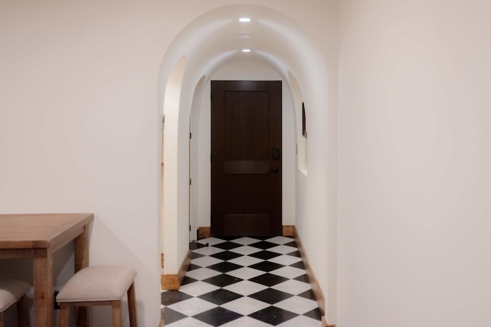 The Chandler Hotel - photo 14