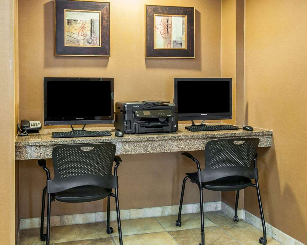 Comfort Inn Bloomington near University - photo 24