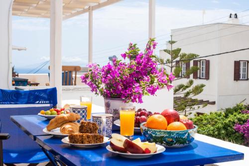 Calderimi Apartments — 4-Star Luxury Hotel in Fira, Greece