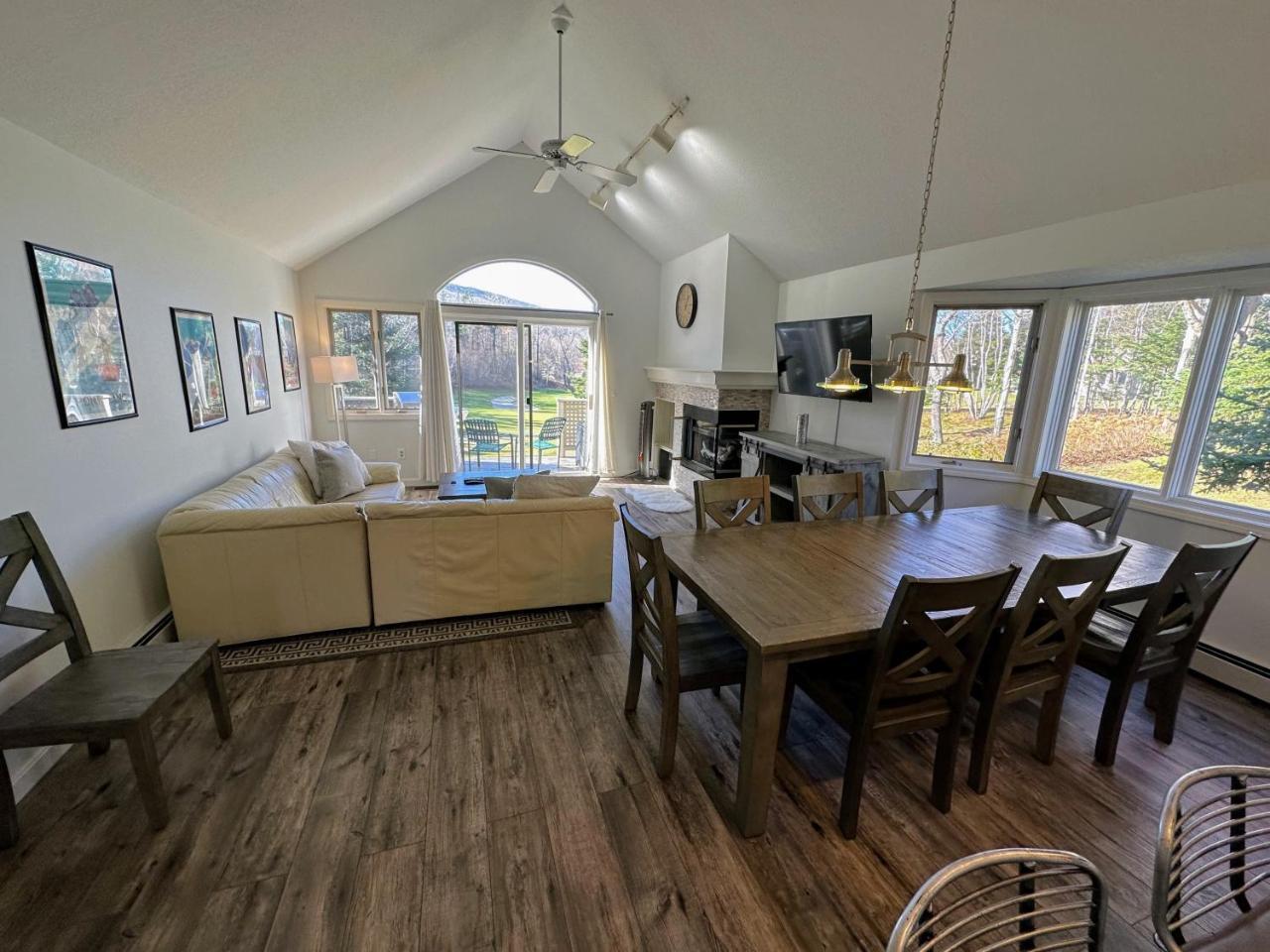 F7 Comfortable golf course townhouse within walking distance of Mount Washington Hotel - photo 10