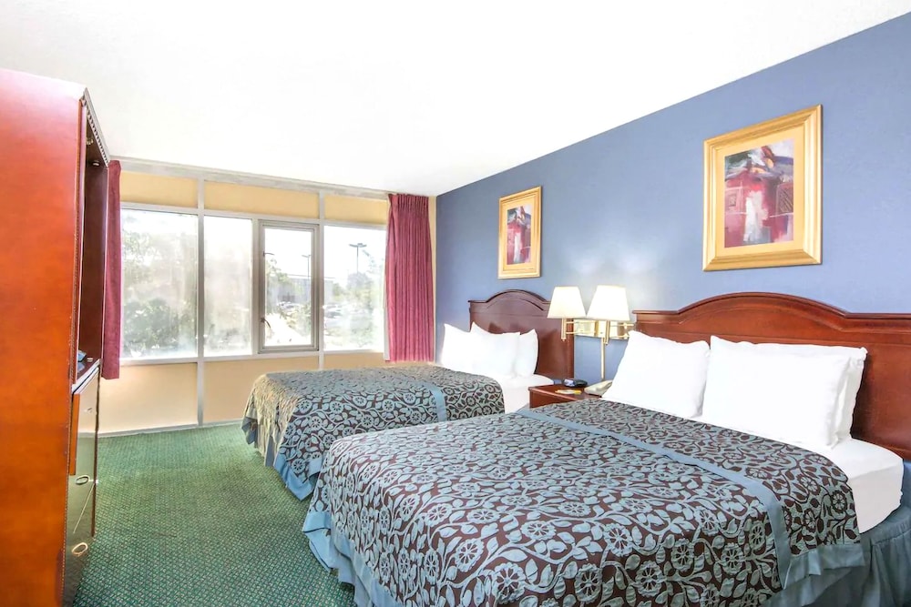 Blue Way Inn & Suites Wichita East - photo 17