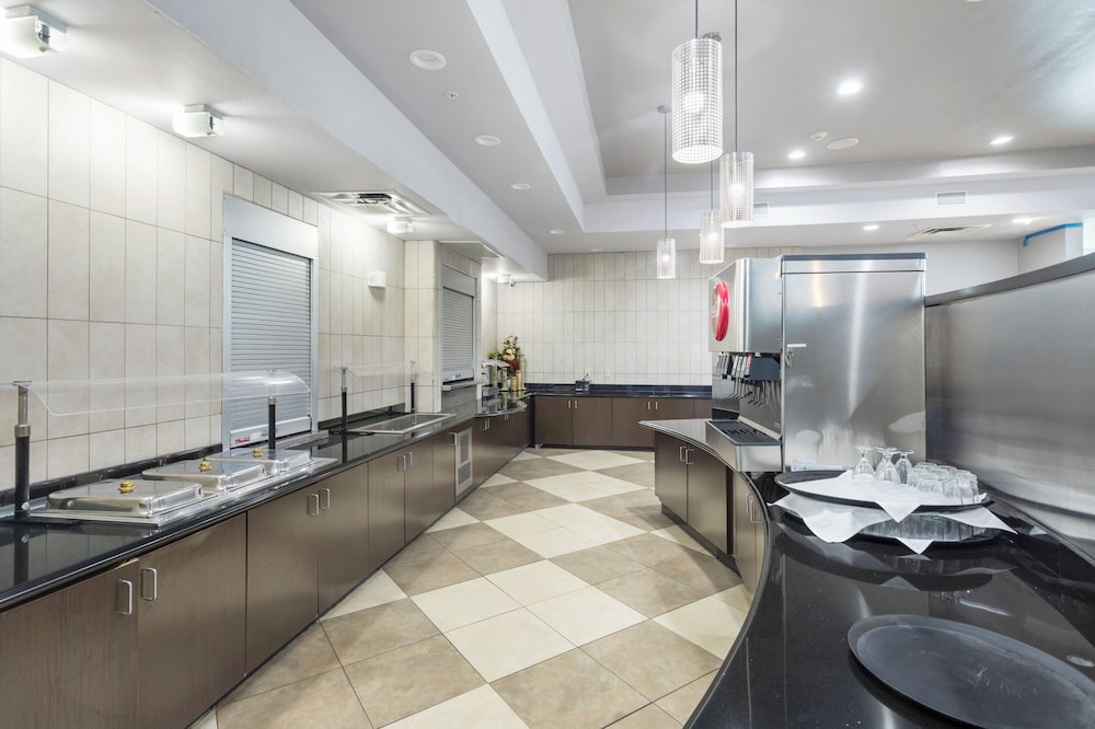 Holiday Inn Hotel & Suites Waco Northwest by IHG - photo 34
