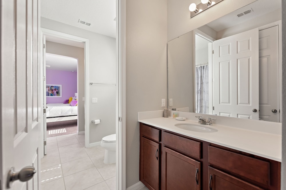Rebel Flamingo @ Solara Resort By Shine Villas 804 7 Bedroom Villa Kissimmee - photo 26