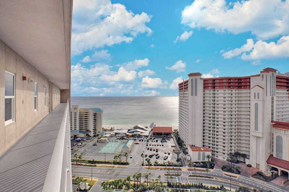Laketown Wharf Resort by Panhandle Getaways - featured photo