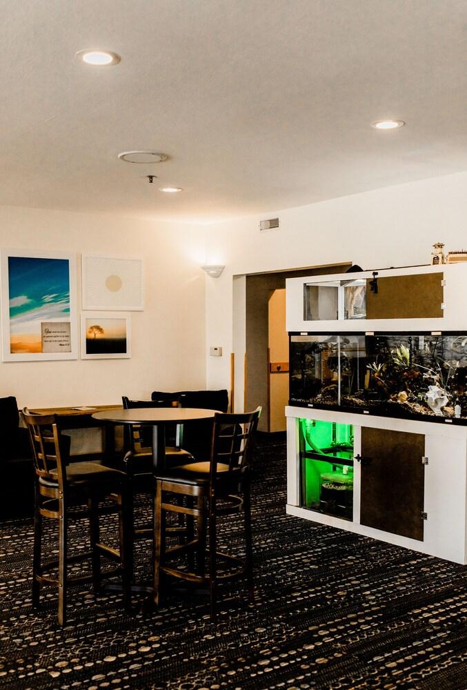 Best Rest Inn & Suites Manchester - photo 14