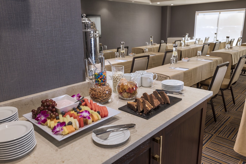 Crowne Plaza Providence Warwick Airport by IHG - photo 53