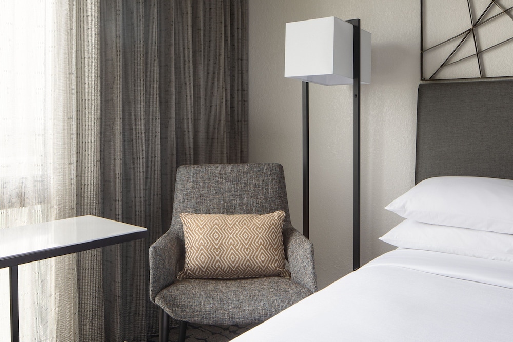 Houston Marriott South at Hobby Airport - photo 15