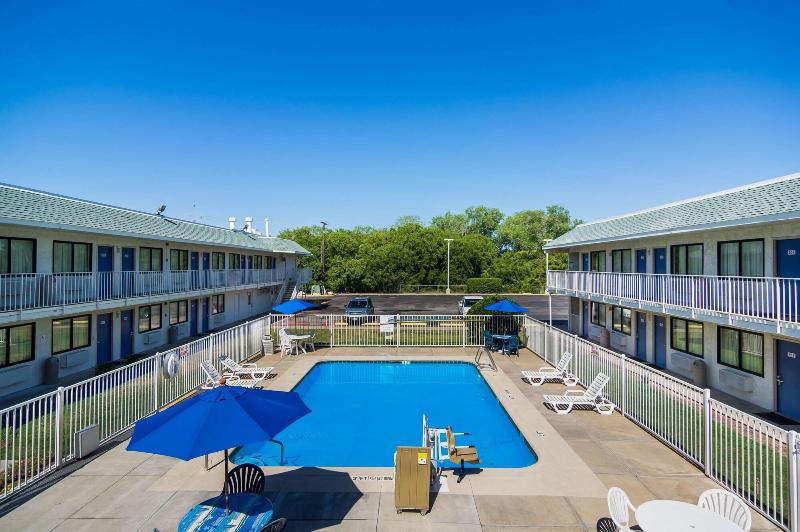 Motel 6 Bellmead TX Waco - photo 41