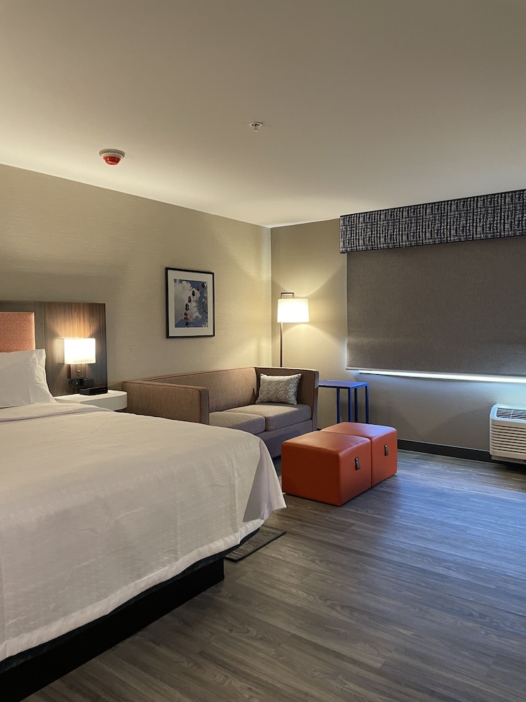 Hampton Inn Indianapolis Downtown IUPUI - photo 4