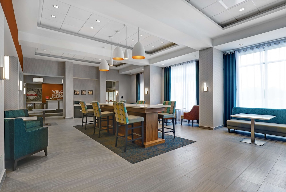 Hampton Inn & Suites by Hilton Belleville — Belleville — photo 5
