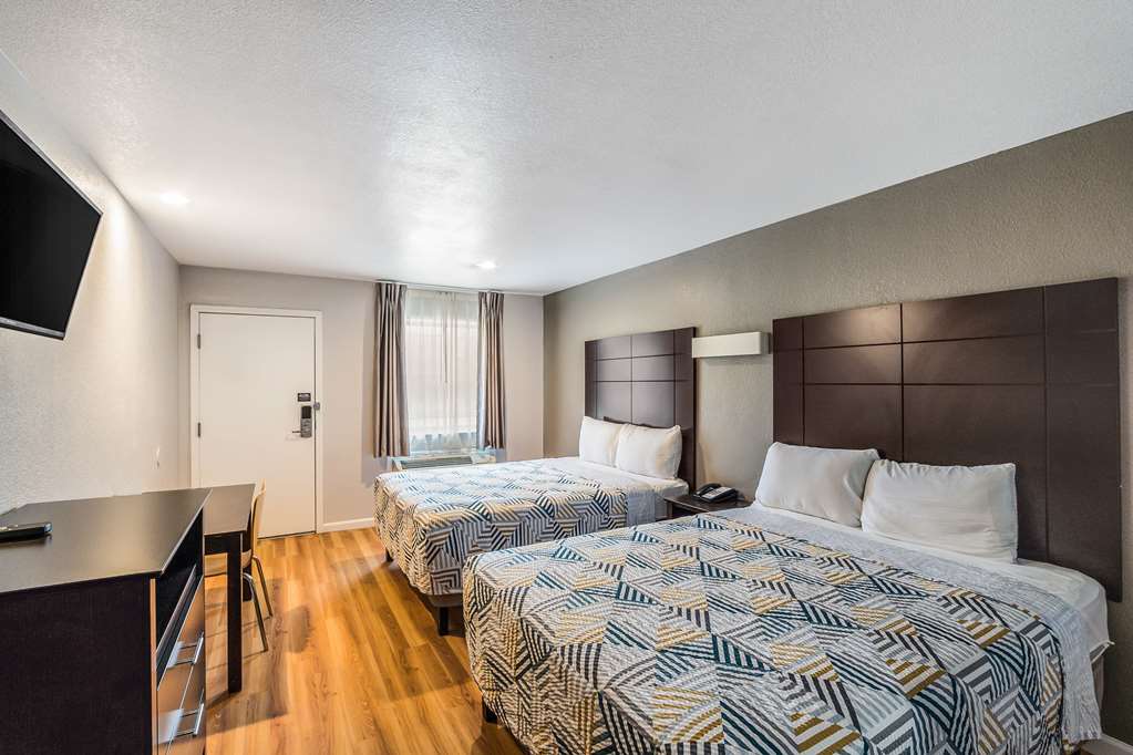 Motel6 Dallas TX - photo 15