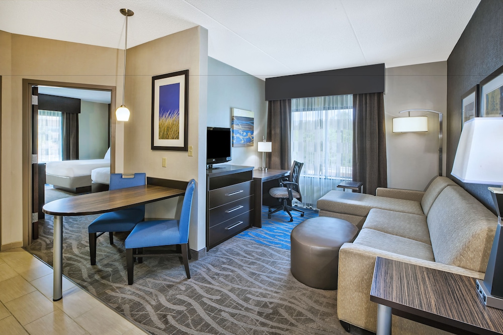 Holiday Inn Express Hotel & Suites Dayton South I 675 by IHG - photo 5