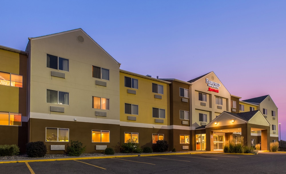 Fairfield Inn & Suites Fargo - photo 25