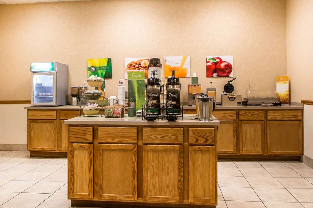 Quality Inn Morris I 80 - photo 28