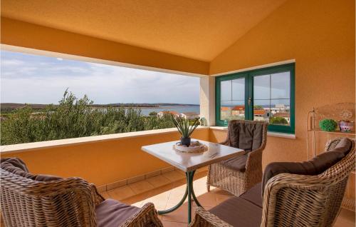 Amazing Apartment In Povljana — 4-Star Luxury Hotel in Povljana, Croatia