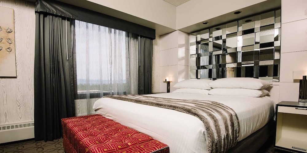Harrah s Lake Tahoe A Caesars Rewards Destination - photo 6