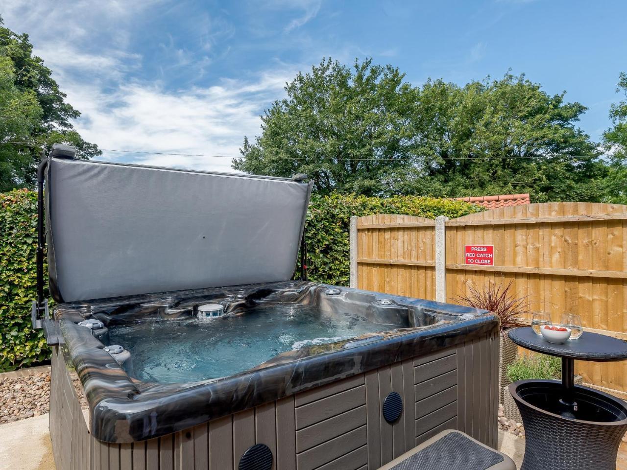 Woodcutters Cottage — 5-Star Luxury Hotel in Horncastle, United Kingdom