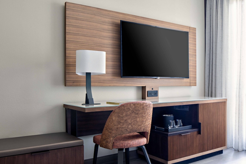 Dallas Plano Marriott at Legacy Town Center - photo 16