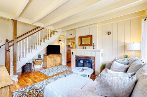 Seaside Beach By and By in Seaside, United States