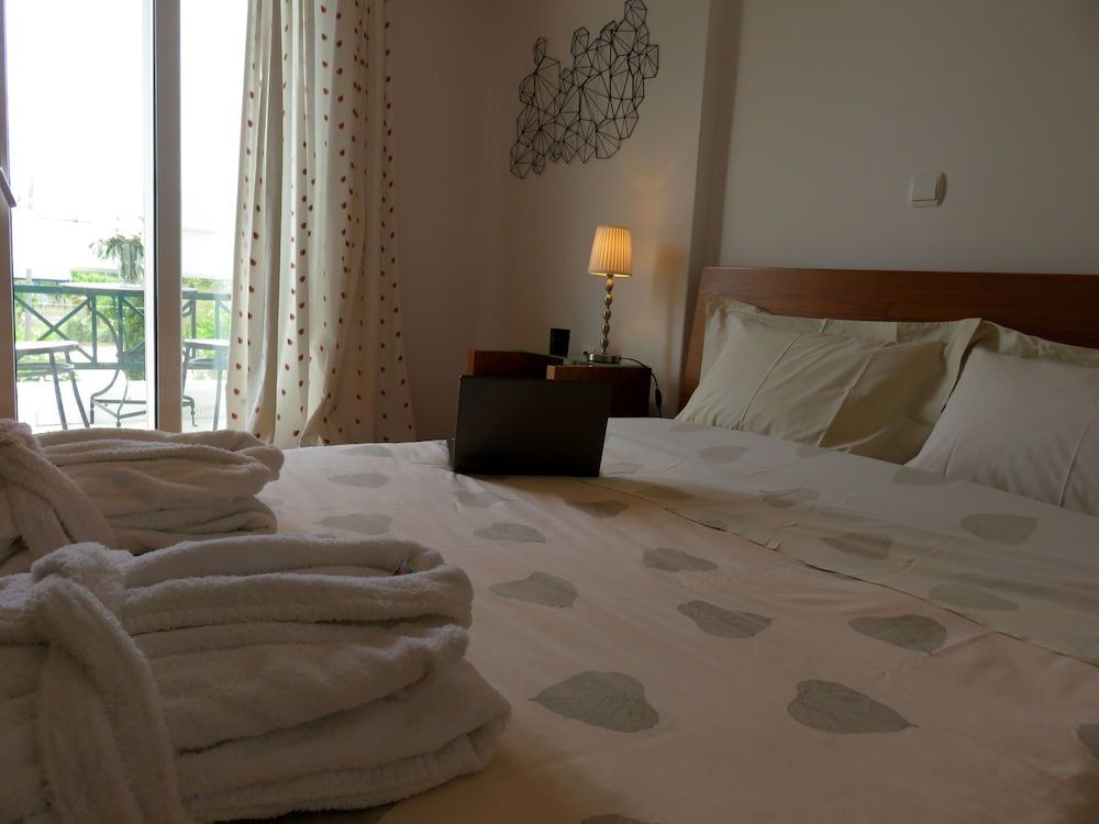 Olive Mansion Suites — Marathonas — photo 4