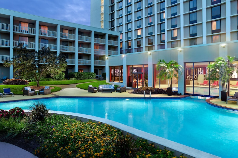 Atlanta Airport Marriott - photo 35