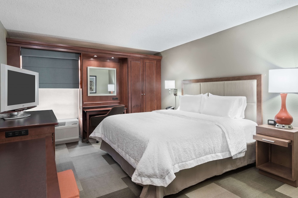 Hampton Inn Boston Marlborough - photo 9