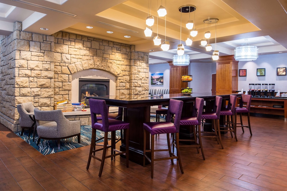 Hampton Inn & Suites Boise Spectrum - photo 6