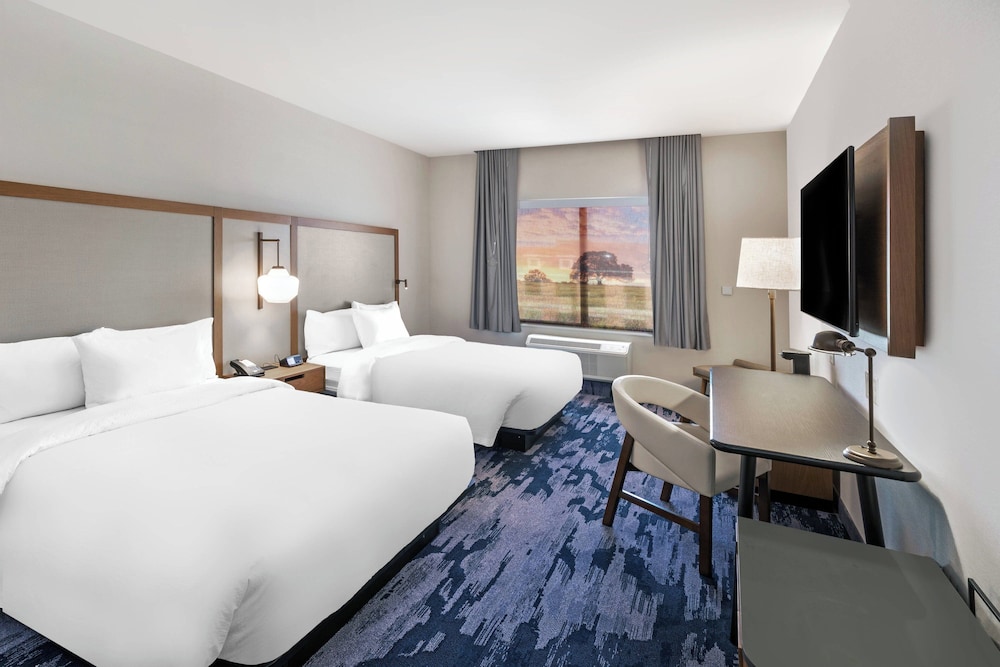 Fairfield Inn & Suites Houston Memorial City Area - photo 7