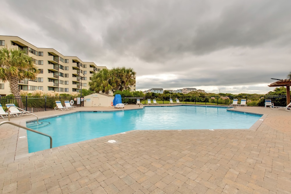 Sands Villa Resort - photo 7