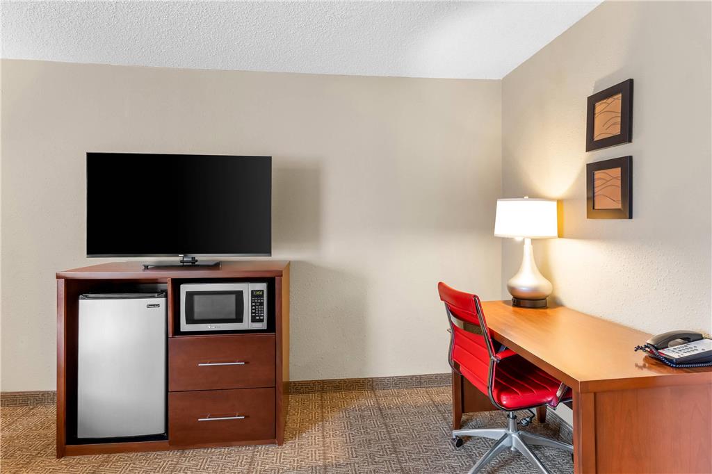 Comfort Inn Mayfield Heights Cleveland East - photo 30