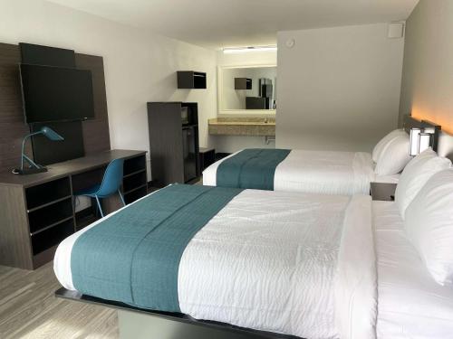 Super 8 by Wyndham West Columbia Airport - photo 8