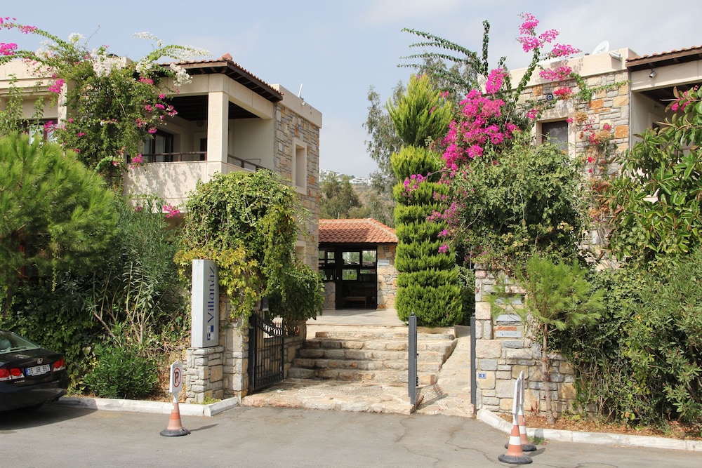 Villanaz Apart Hotel — 4-Star Luxury Hotel in Bodrum, Turkey