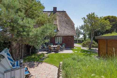 Haus Am Heidetal — 4-Star Luxury Hotel in List, Germany