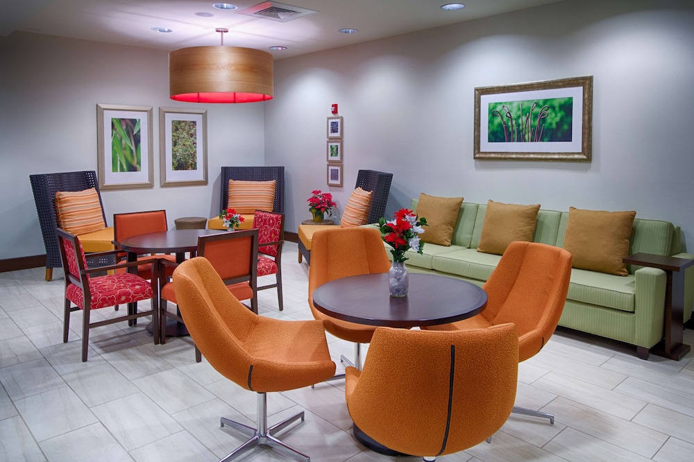 Hilton Garden Inn Salina - photo 4