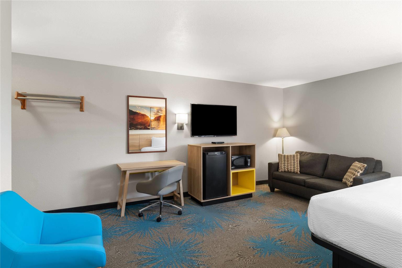 Days Inn by Wyndham Canon City - photo 19