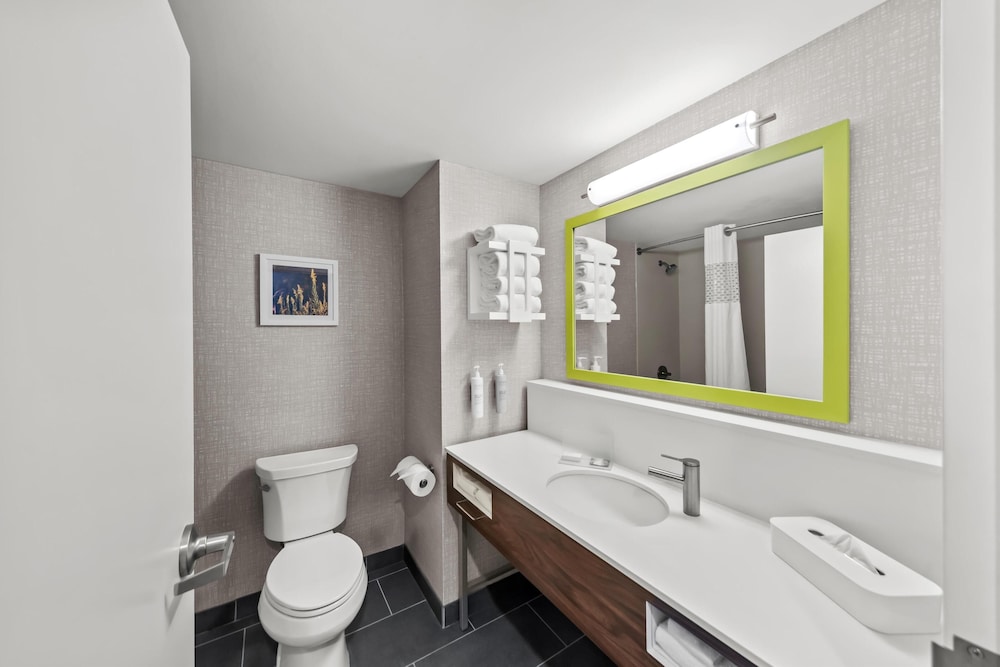 Hampton Inn North Platte - photo 26