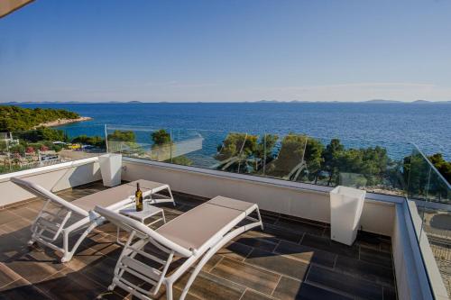 Exclusive Seaside Dream Apartments — 4-Star Luxury Hotel in Murter, Croatia