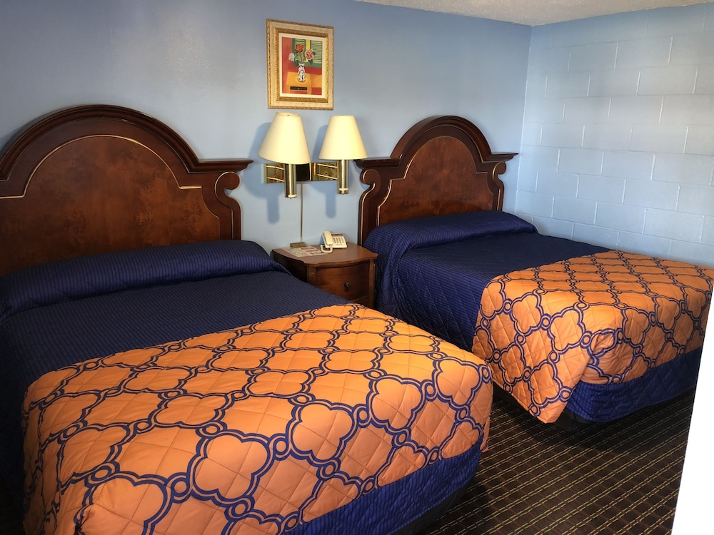 A Fisher's Inn Motel - photo 4