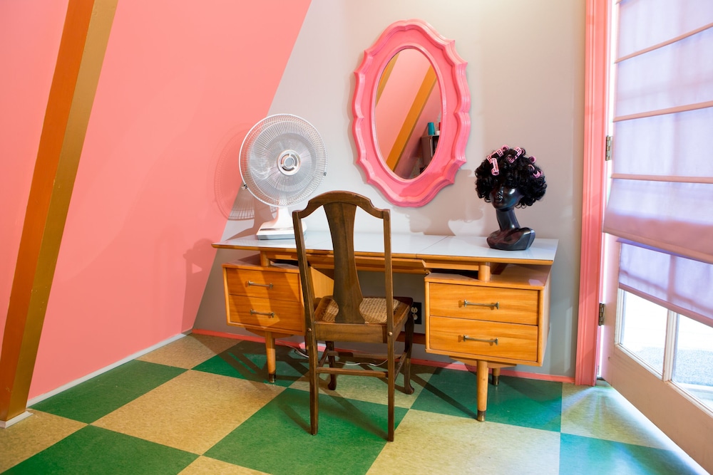 Hicksville Pines Chalets & Motel - photo 18