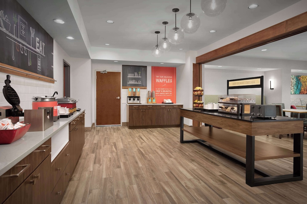 Hampton Inn Yorkville - photo 35