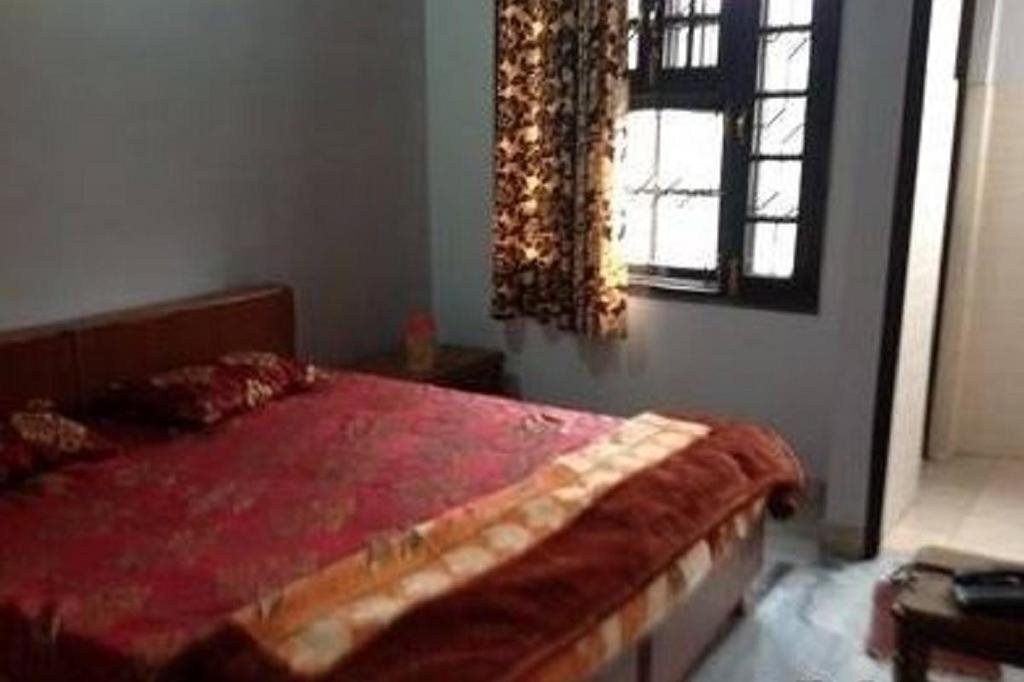 OYO 28179 Ambay Guest House