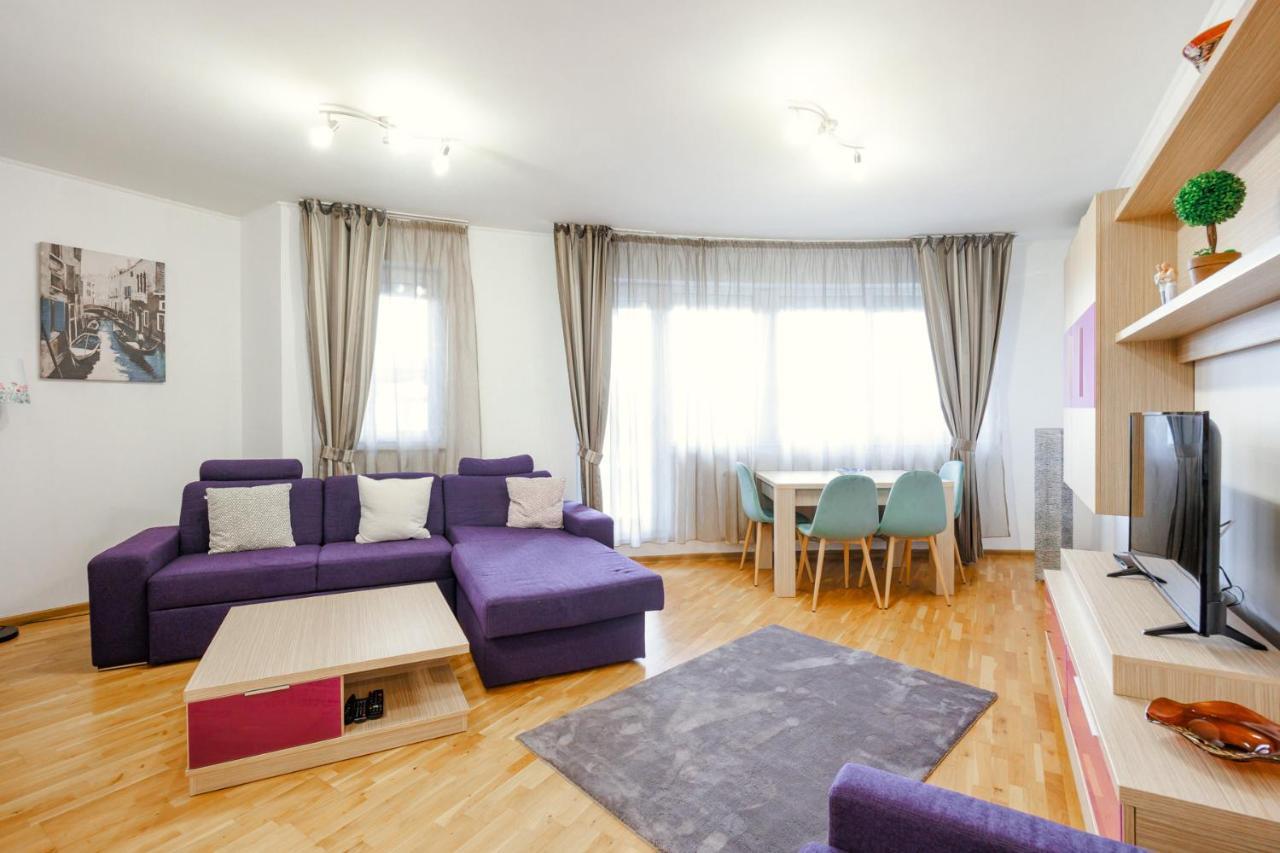 Regia Apartament — 4-Star Luxury Hotel in Oradea, Romania