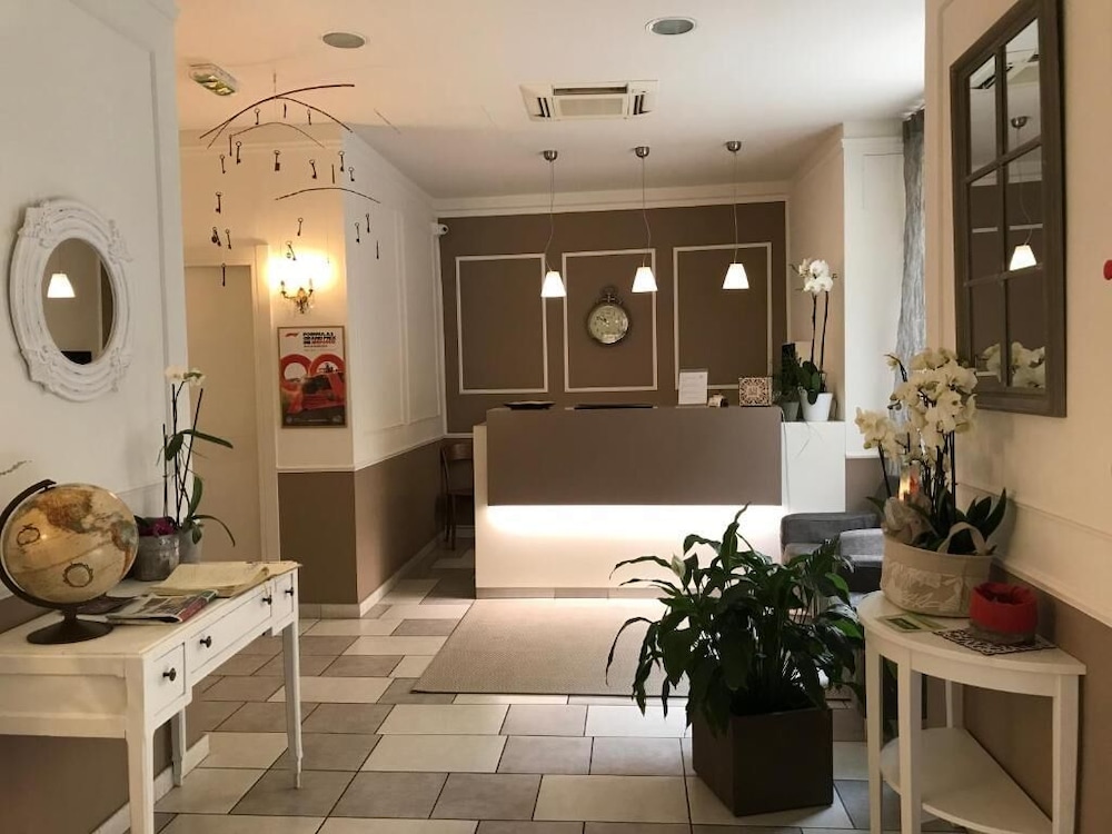 Hotel Azur — Beausoleil — photo 2