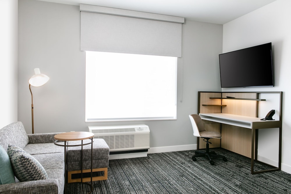 TownePlace Suites by Marriott Madison West Middleton - photo 13