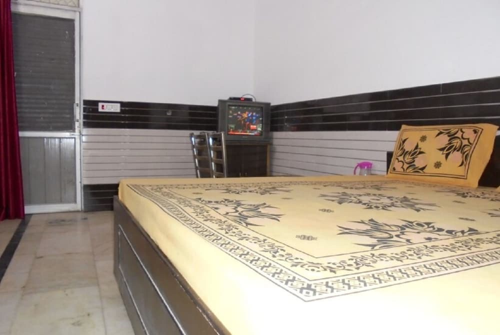 Labh Mahal Meerut by Goroomgo in Meerut, India