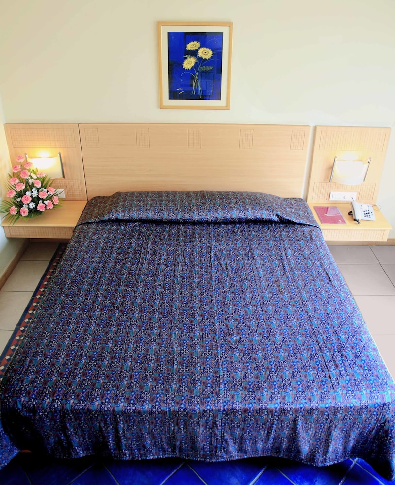 Harrisons Hotel - carbon neutral hotel in Chennai