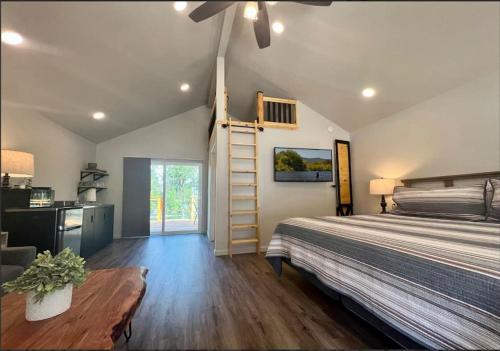Loft Cabin 3 Rogue River Resort — hotel in Grants Pass
