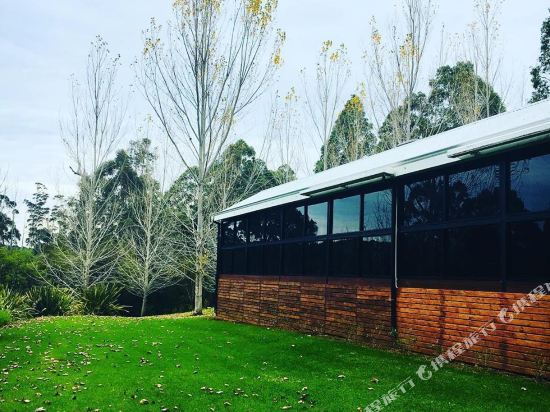 Silkwood Wine Chalets