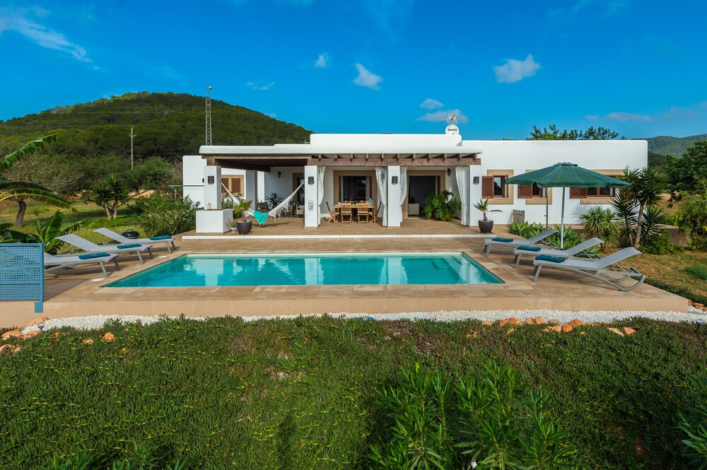 Ses Dos Illes in Sant Josep De Sa Talaia, Spain